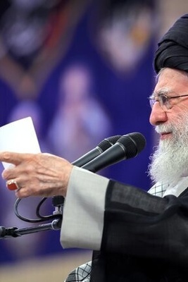 صفحه قائد الثوره باللغه العبریه: الکیان الصهیونی هو الکیان الأکثر کراهیه فی العالم