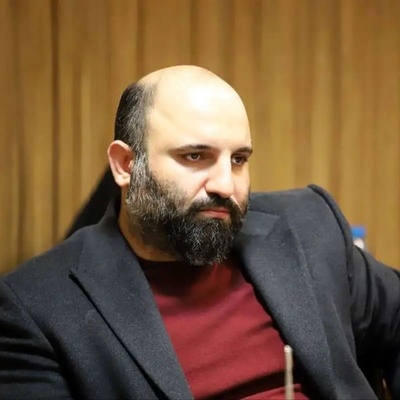 إعلان تهمه من النیابه العامه ضد رضا عاشری عضو مجلس مدینه رشت بسبب اقتراحه اغتیال مسعود بزشکیان لإسرائیل