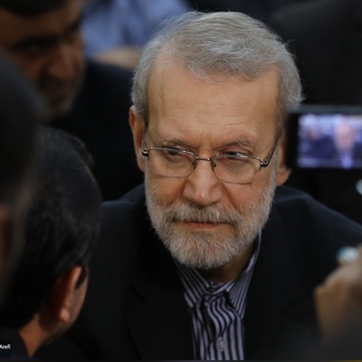 العوده السیاسیه لعلی لاریجانی: من إقصائه من مجلس صیانه الدستور إلى أمین عام المجلس الأعلى للأمن القومی