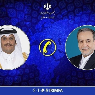 وزیرا الخارجیه الإیرانی والقطری یبحثان التطورات الإقلیمیه فی اتصال هاتفی