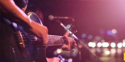 لماذا تمنحک أغنیتک المفضله هذا الشعور؟ دماغک لدیه إجابه مدهشه