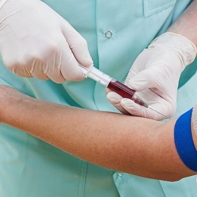 کیف یتم إجراء اختبار إدمان المخدرات؟