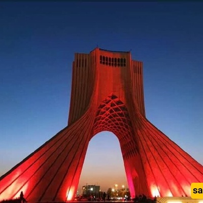 بمناسبه یوم الهیموفیلیا؛ برج آزادی(الحریه) فی طهران یکتسی اللون الأحمر