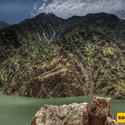 رصیف قوارب حجیج: جوهره طبیعیه خلابه فی أورامانات إیران