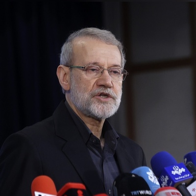 رئیس الأمن الإیرانی حول المحادثات مع الولایات المتحده: «التفاوض لا یمکن أن یکون ذریعه للحرب»