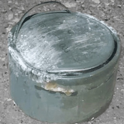 ماذا تفعل إذا صادفت متفجرات معبأه فی عبوات