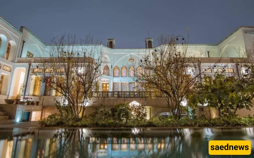 بیت منوچهری