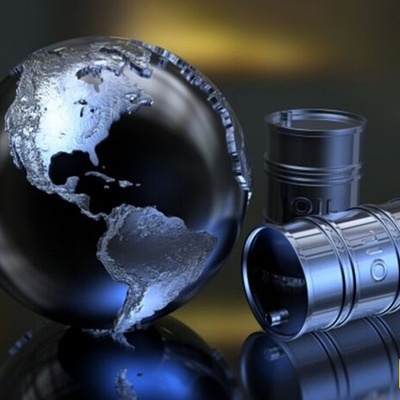 أسعار النفط تواصل الانخفاض على خلفیه زیاده الرسوم الجمرکیه الأمیرکیه