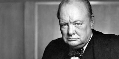 القبعه التی وضعها الإیرانیون على تشرشل + صور