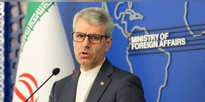إیران تحذّر المواطنین الأمریکیین بشأن مزاعم تجنیدهم على خلفیه الدیون