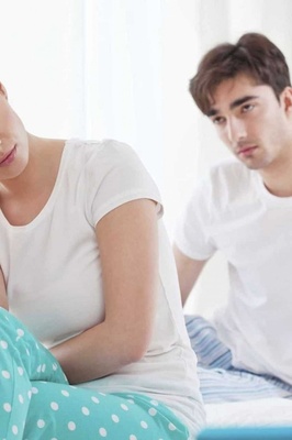 علامات برود العلاقه العاطفیه وکیفیه إحیائها وإشعال الدفء من جدید