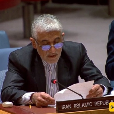 المبعوث الإیرانی یدین قیود السفر الأمریکیه على وفد الأمم المتحده