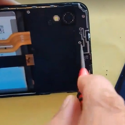ماذا یعنی mAh فی بطاریه الهاتف الذکی؟ فهم سعات 5000mAh و4500mAh