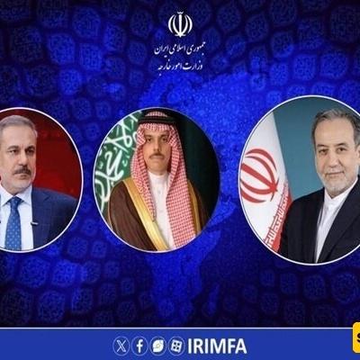 وزیر الخارجیه الإیرانی یجری محادثات مع نظیریه السعودی والترکی
