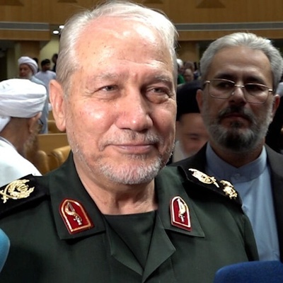 هندسه النظام العالمی الجدید: رؤیه اللواء صفوی لمحوریه العالم الإسلامی