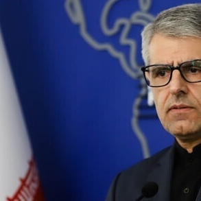 ایران ترفض أی تدخل خارجی فی المنطقه، لأنه یزید المشهد الجیوسیاسی تعقیداً