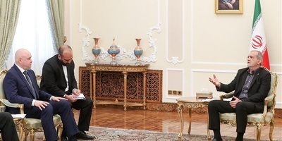 بزشکیان: اکتمال مشاریع الممرات یمثل فصلاً جدیدًا فی علاقات إیران وروسیا