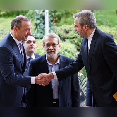 کبیر مسؤولی الأمن الأرمینی یلتقی الرئیس الإیرانی وأمین الأمن القومی فی طهران