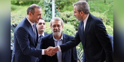 کبیر مسؤولی الأمن الأرمینی یلتقی الرئیس الإیرانی وأمین الأمن القومی فی طهران