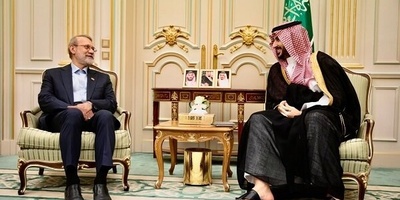 رئیس الأمن الإیرانی ووزیر الدفاع السعودی یجریان محادثات استراتیجیه لتعزیز التعاون