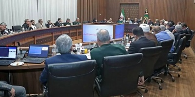 القوات المسلحه تعرض قدراتها الصاروخیه والسیبرانیه فی اجتماع الدفاع الوطنی