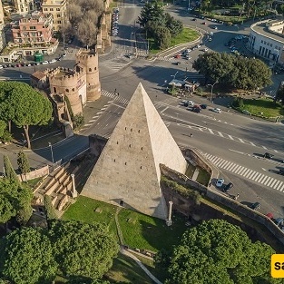 هرم سیستیوس: جوهره تاریخیه فی قلب روما، إیطالیا
