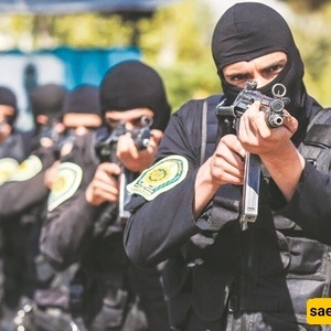 أوامر قائد وحده الشرطه الخاصه للتعامل مع الاضطرابات