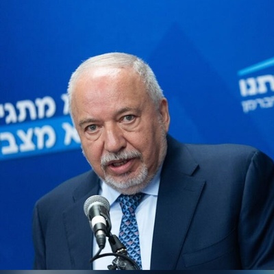 لیبرمان: إیران تعید بناء برنامجها النووی وتستعد لحرب انتقامیه شامله