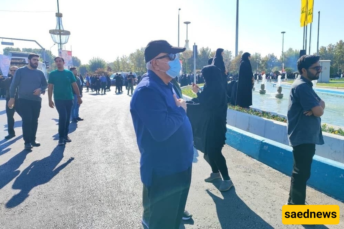 وزیر الخارجیه الإیرانی الأسبق حضر أیضًا؛ الإطلاله الریاضیه لمحمد جواد ظریف فی مراسم تشییع شهداء الاقتدار + صوره