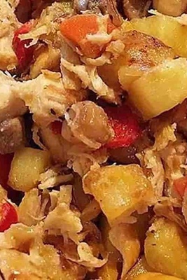 کیفیه تحضیر سلطه الدجاج والفطر الدافئه: غداء سریع ولذیذ