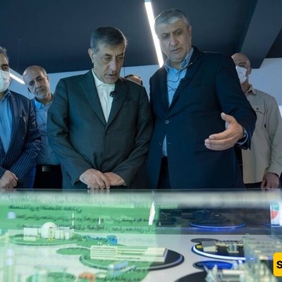 الأعداء ینسجون «سردًا قاسیًا» عن صناعه إیران النوویه