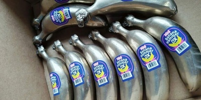 الیابان وتایوان: من «الموز الحدیدی» إلى فنون غریبه فی المنتجات