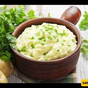 کیفیه تحضیر البطاطس المهروسه الکلاسیکیه واللذیذه + فیدیو