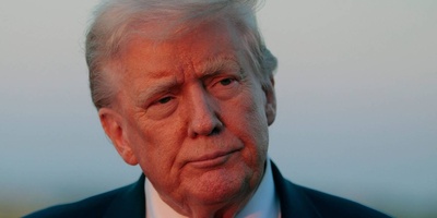من تهدید عُمان إلى مهاجمه مراسل CNN.. تصریحات ترامب تثیر الجدل