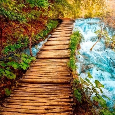 تحفه منسیه فی قلب داغستان: جسر عمره 800 عام بُنی دون مسمار واحد! 🤯 مذهل حقًا!