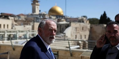 السفیر الأمریکی لدى إسرائیل: الأوروبیون حمقى إذا لم یفهموا التهدید