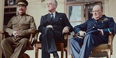 فیدیو تاریخی ملوّن لـ«مؤتمر طهران» الذی عُقد فی مقر السفاره السوفیتیه فی طهران بحضور ونستون تشرشل.