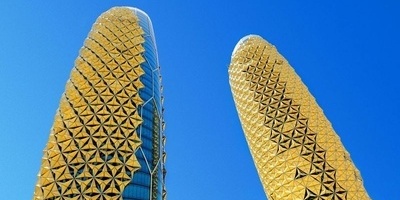 العماره المبتکره والفریده لأبراج البحر التوأم فی أبوظبی: رمز لعظمه الهندسه