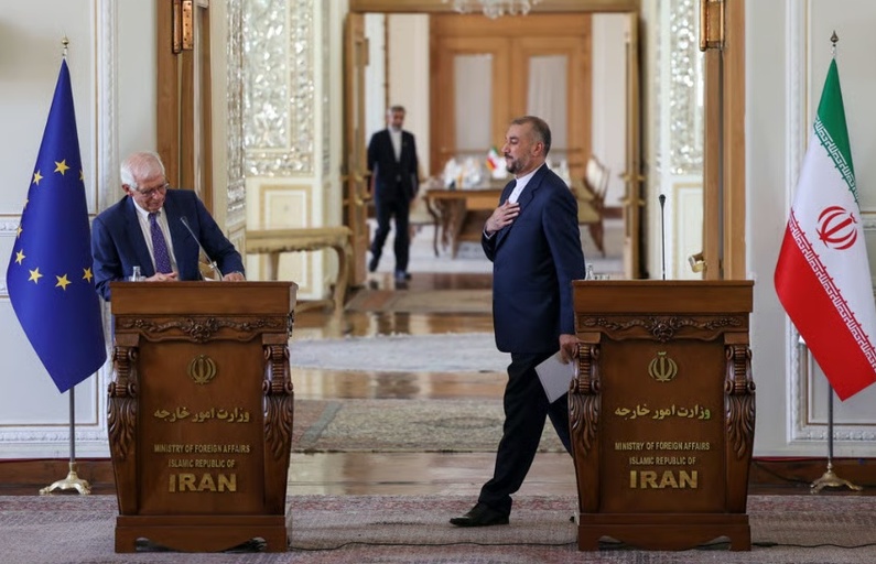 محادثات أوروبا وإیران