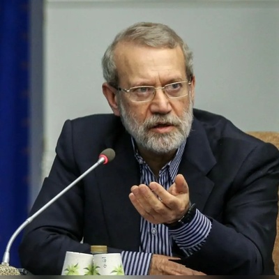 علی لاریجانی: واجهت تهدیدات اغتیال من الموساد فی الیوم الأول للحرب — وردیت بحزم