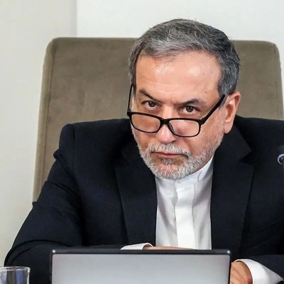 رد إیران الرسمی الأول على الخطوه الأوروبیه الأخیره ضد الحرس الثوری: أنتم تستحقون أکثر!