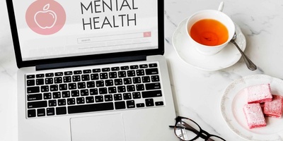 وسائل التواصل الاجتماعی: وسیله للتواصل أم تهدید نفسی؟