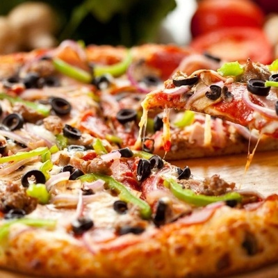 أکبر بیتزا فی العالم تحتوی على 68,000 شریحه