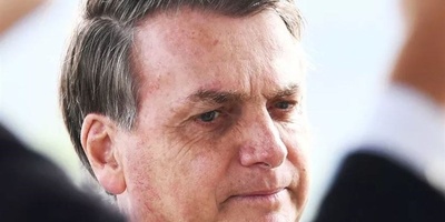 "الشرطه تحتجز الرئیس البرازیلی السابق بولسونارو، وفق تأکید محامیه"