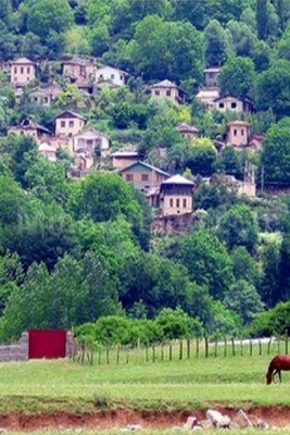 ثلاث قرى إیرانیه ضمن أفضل القرى السیاحیه فی العالم: هذه الجواهر تستحق الزیاره مئه مره — من نجمه الخلیج الفارسی إلى صحراء لوط + صور