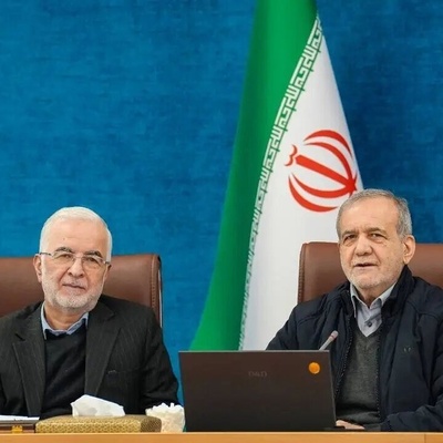 بیزشکیان: الولایات المتحده وأوروبا مدفوعتان بطمع فی نفط وغاز إیران