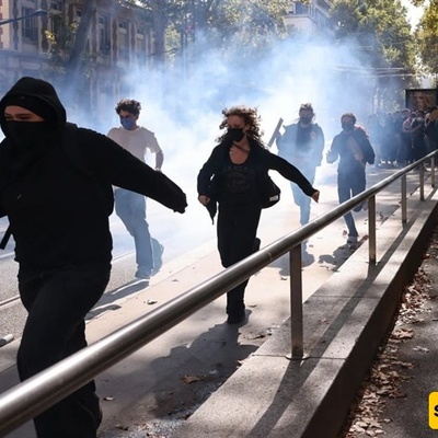 العفو الدولیه تدعو إلى إنهاء حمله القمع «غیر المتناسبه» التی تشنها فرنسا ضد الطلاب