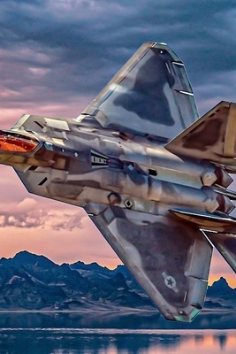 المقاتله F-22 رابتور: المواصفات الفنیه، السرعه القصوى، المحرکات والتکلفه