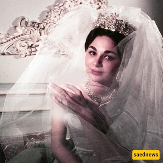 نظره أقرب على تفاصیل زفاف فرح پهلوی الفاخره والملکیه – من فستان کوتور وتاج مرصع بالألماس بالکامل إلى قاعه متعدده الطوابق ملیئه بالخدم والبذخ + صور