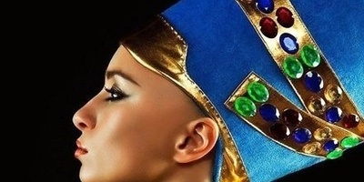 وجه تحدّى الزمن: صور نادره لجمال نفرتیتی الخالد فی متحف برلین